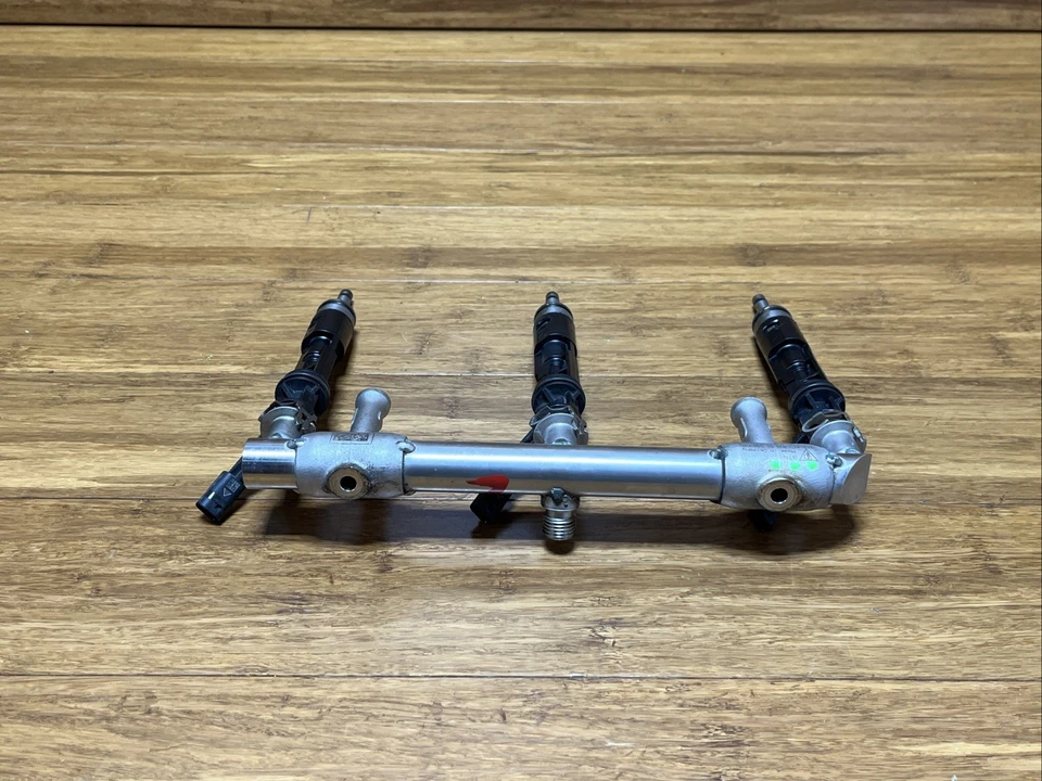 Оригинальный распределитель топлива с форсунками впрыска для Porsche 911 2016-2018 годов выпуска 9A211040301 - Изображение 4 из 4