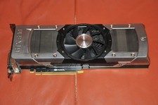 wünderschöne Grafikkarte NVIDIA GeForce GTX 690 - 4GB DDR5