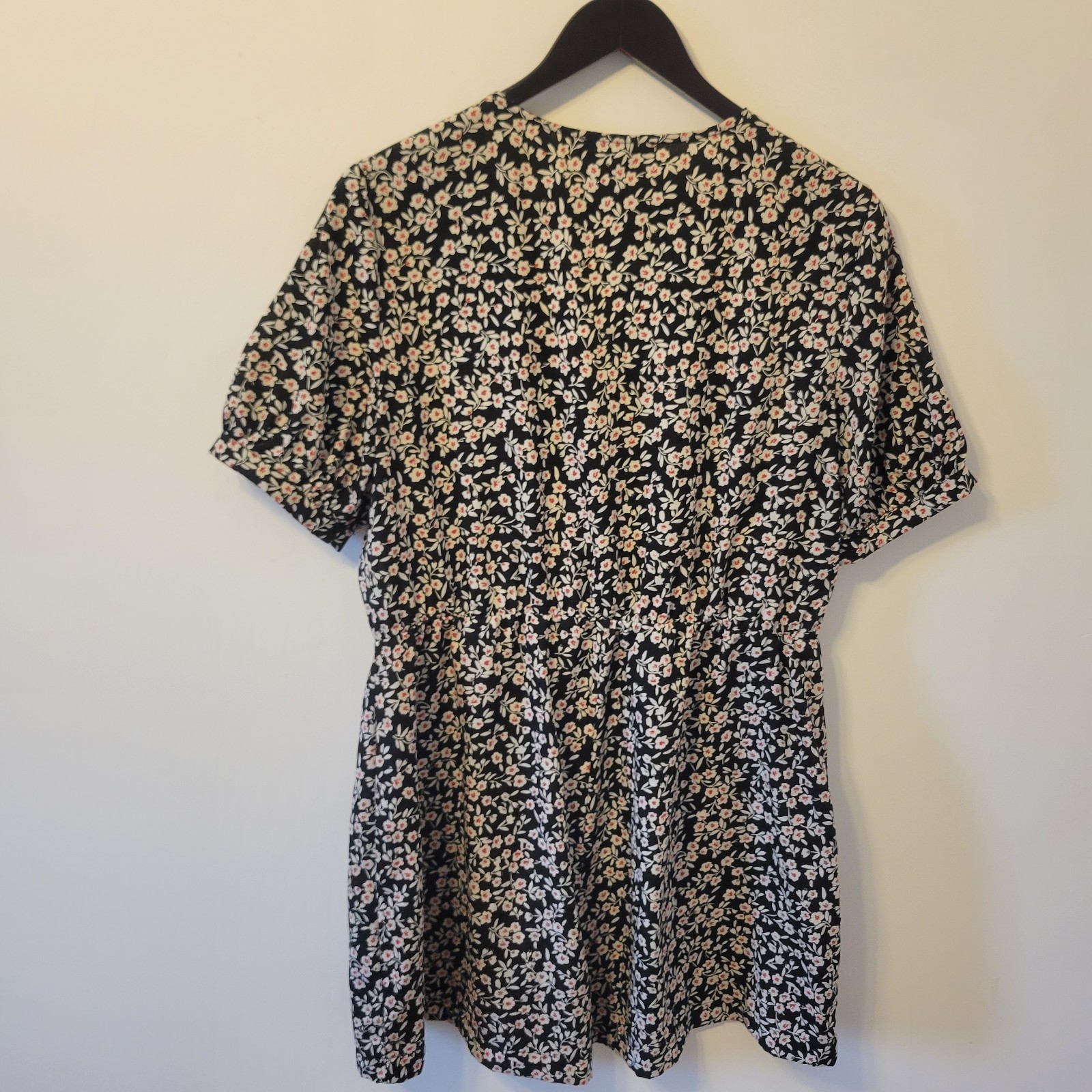 Primark Jumpsuit Playsuit Size 16 Black White Red Floral Romper One Piece image 4