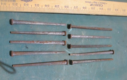 10 Vintage große Vierkantschnitt 5 1/2" gerade Nägel mit Vierkantköpfen Neu aus altem Lagerbestand unbenutzt