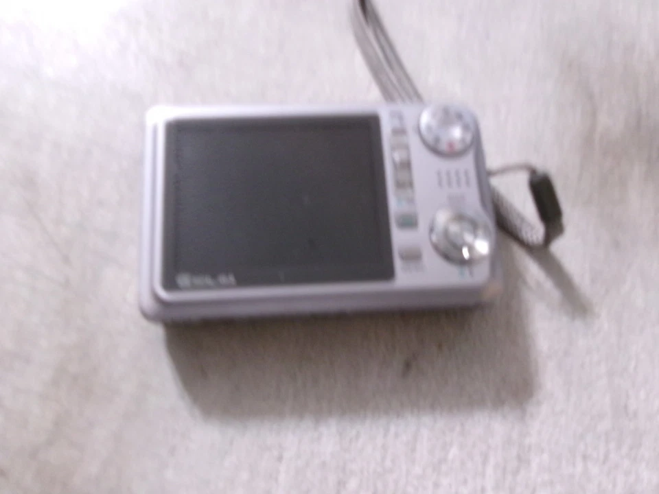 CASIO EXILIM EX - V8 8.1 MP DIGITAL CAMERA ~ NOT TESTED - Image 2 of 4