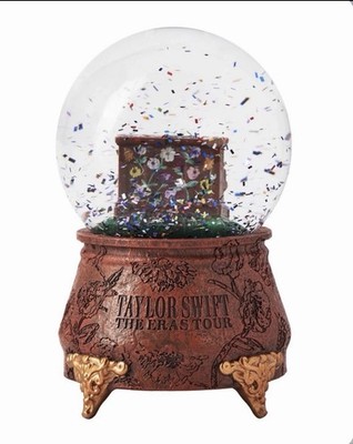 Taylor Swift The Eras Tour - Acoustic Piano Snow Globe | Pre-Order| NEU HÄNDLER 