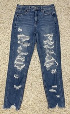 American Eagle Jean Women's size 4 Mom Jeans Distressed Stretch Mid Rise 28x27