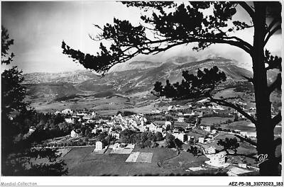 AEZP5-38-0465 - VILLARD-DE-LANS - general view - the Col de l'arc and the corn