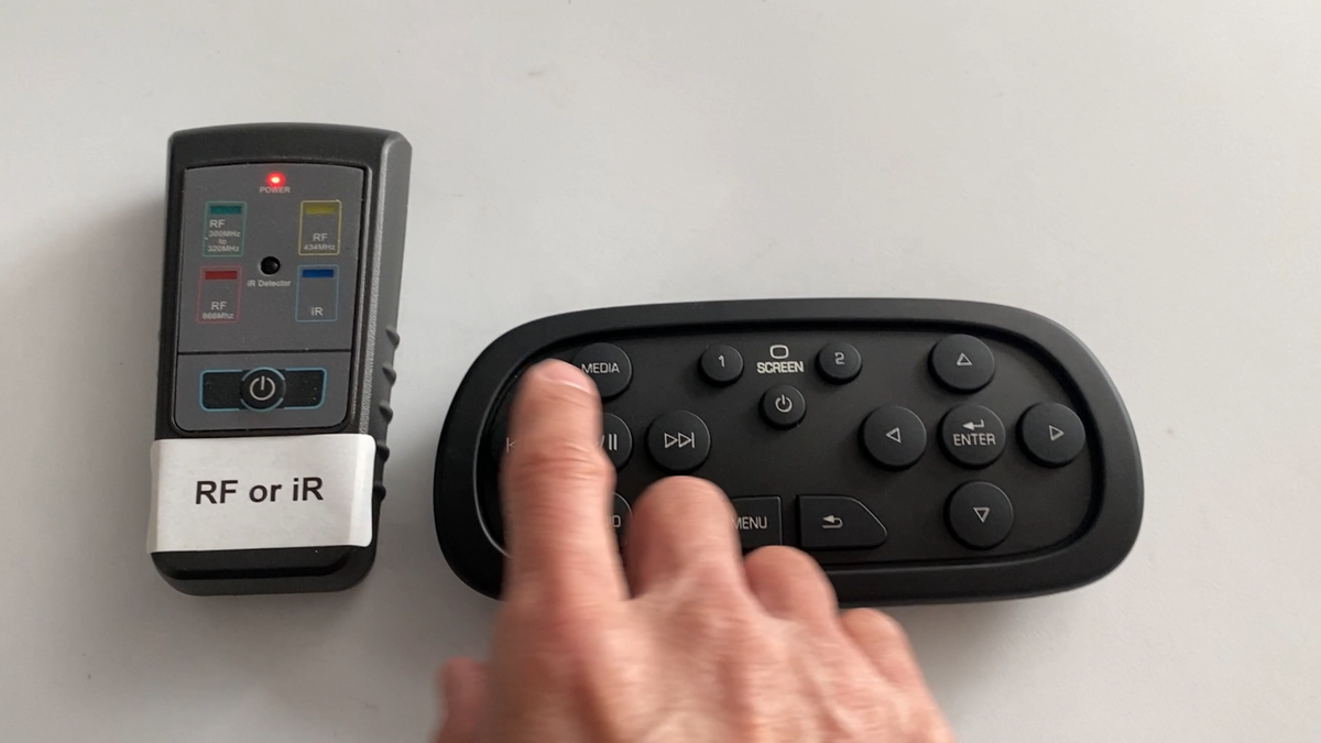 2017-2021 Cadillac Escalade 2 Headphones 2 Remote for Overhead DVD