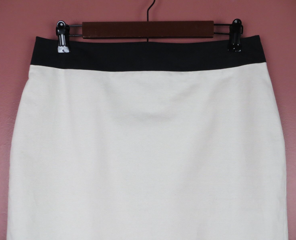 Robe Longue En Soie Ann Taylor - Taille 02, Couleur Kaki/beige, Sans Manches - Occasion Très Bon état (sans Lanières De Cintre)