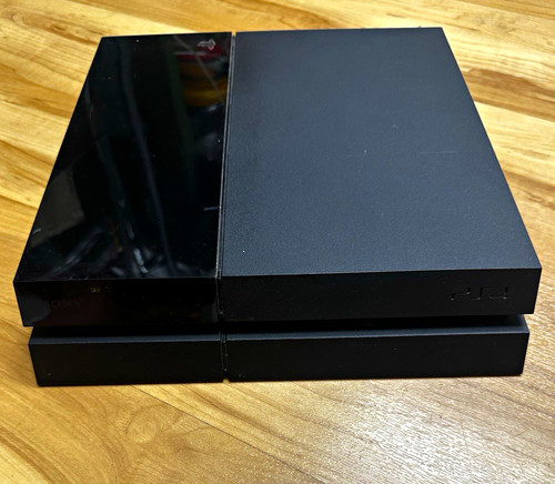 Sony PlayStation 4 PS4 500GB Black Console 1080p HDMI Blu-Ray (Console Only)