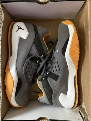 Jordan S.U. Trainer Men s Low Top Colorblock Training Sneakers Gray/Black/Orange