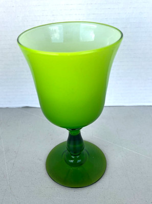 VTG  60s MURANO CARLO MORETTI? WINE GLASS GOBLET GREEN WHITE CASED ''1 GLASS ONLY