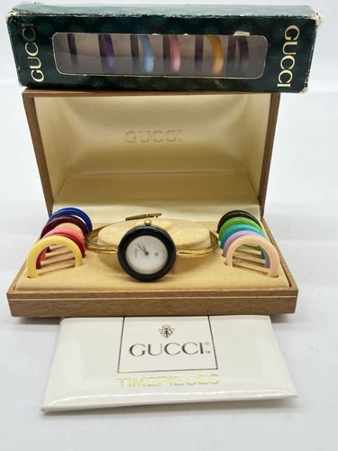 Authentic Gucci 1100L Swiss Quartz Gold Bangle Watch Black Bezel W/ Extra Bezels