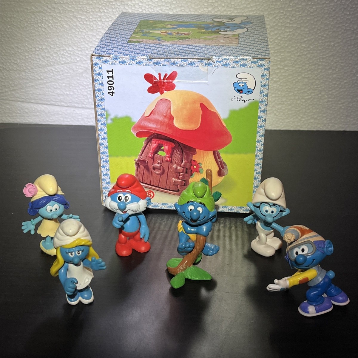 Smurf Red House Schleich 49011 New Sealed Box W/ Figures Figurines