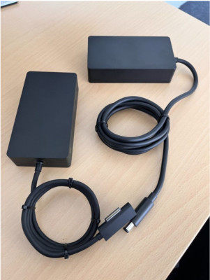 Microsoft Surface Dock 2 Dockingstation - Schwarz