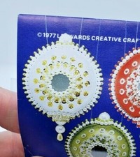 LeeWards REFLECTIONS White Vintage Sequin Bead Christmas Ornament Kit NOS