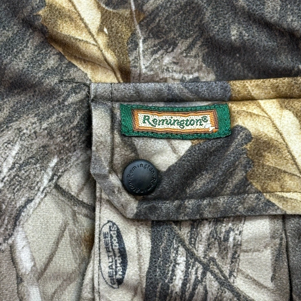 Камуфляжная куртка Remington для мальчиков 20/22 XL Realtree Hardwoods с капюшоном на реверсбиле - Изображение 4 из 4