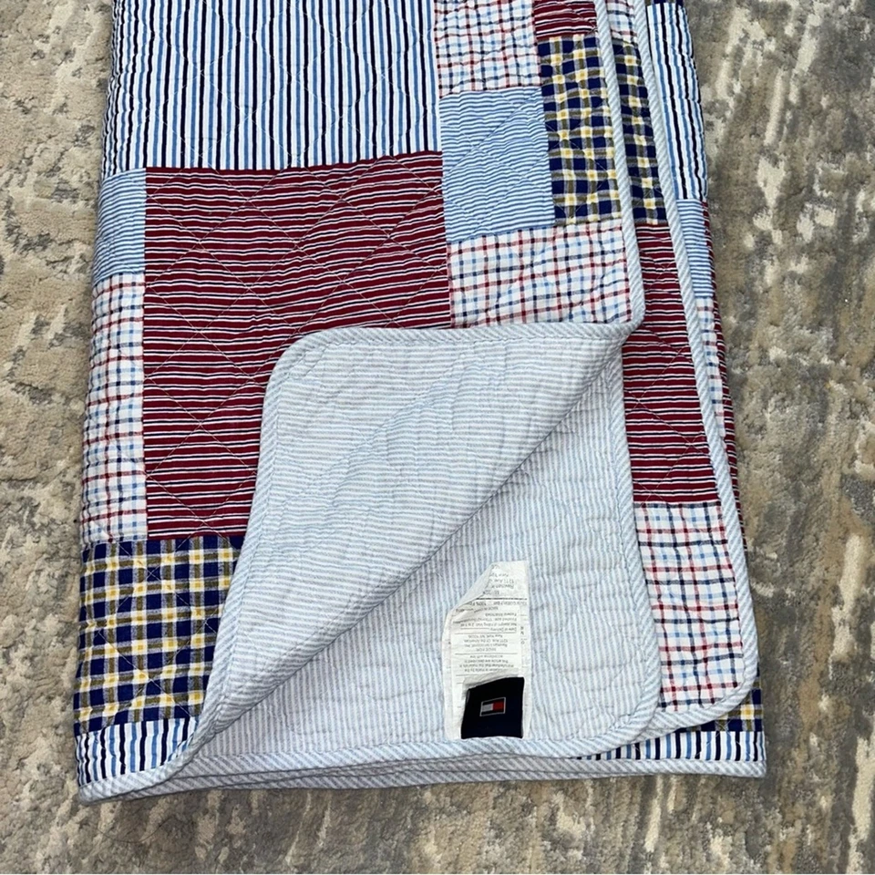 Edredón reversible náutico retazos vintage Tommy Hilfiger Madras talla doble Foto 2 de 4