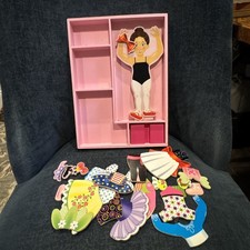 Melissa Doug Magnetic Dress-Up Nina Ballerina Used Complete Boxed Toy Game Set