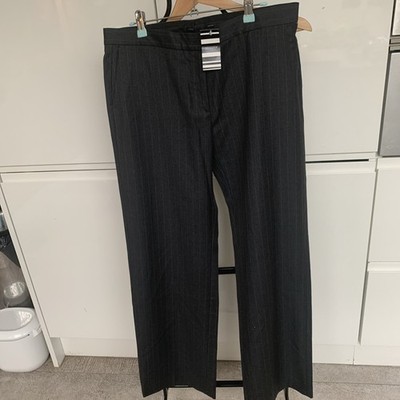Joseph Women's wool Flat Front Straight Leg Pinstriped trousers size 16