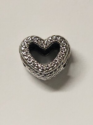 AUTHENTIC PANDORA SNAKE CHAIN PATTERN OPN HEART CHARM #799100C01 | eBay