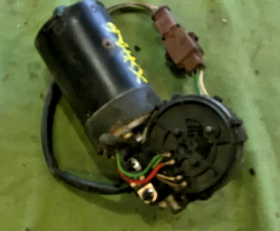 Moteur d'essuie glace avant / CITROEN XSARA PICASSO / 390241381 - Photo 1/4
