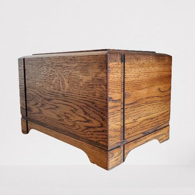 Oak Wood Funeral Urn for Ashes Adult Male Female Medium (Dark Dark Shade 