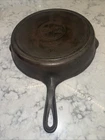 Griswold Cast Iron #9 Skillet Large Slant Logo with Heat Ring Sits Flat 710