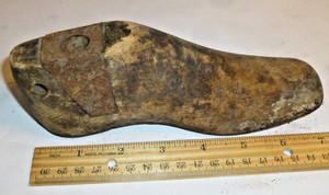 ANTIQUE PRIMITIVE COBBLERS WOODEN SHOE 7 1/2" MOLD