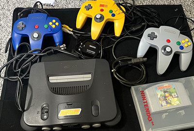 Nintendo 64 Bundle w/ 3 Controllers, Expansion Pak, Diddy Kong Racing see desc