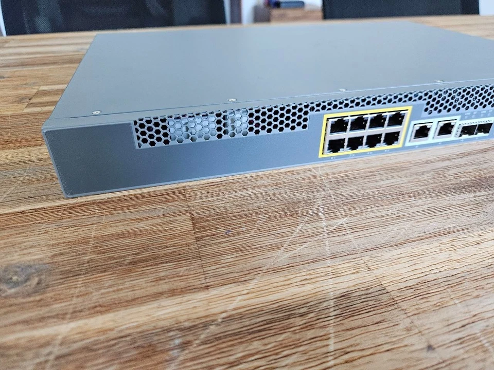 Juniper NFX250 NFX250-ATT-LS1 ATT-U210 WITHOUT RMK - Bild 2 von 4