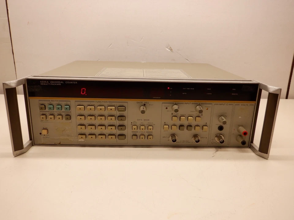 CONTADOR UNIVERSAL HP 5335A Foto 2 de 3
