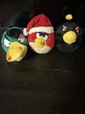  Angry Birds Plush Lot   Red Bird Santa Hat, Black Bomb Bird, Green Bird Plush