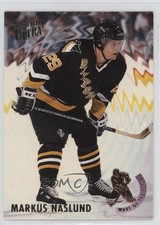 1993-94 Fleer Ultra Wave of the Future Markus Naslund #10 1it0