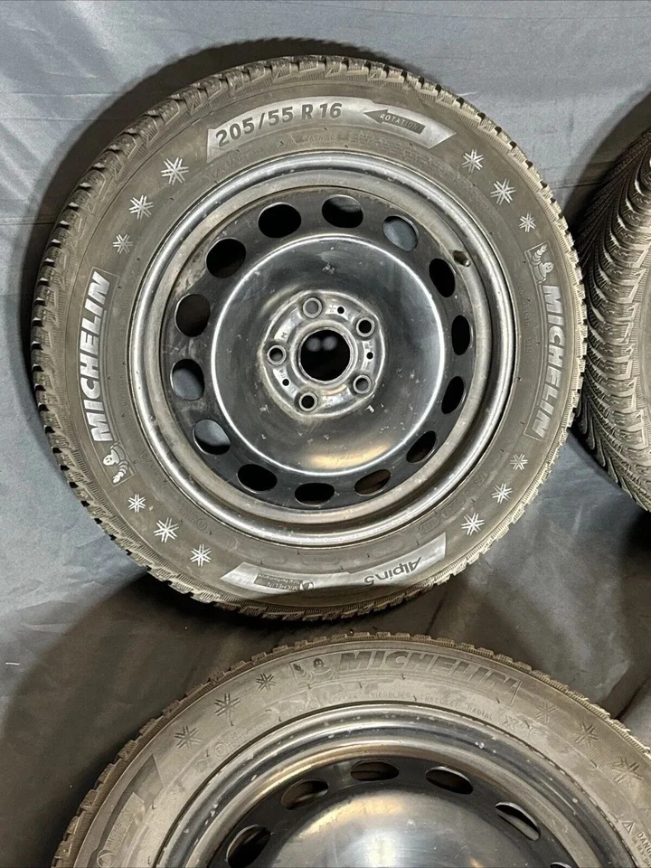 Original VW Golf 7 Sportsvan Seat Leon Winterräder 205/55/R16 91H 5Q0601027Q - Bild 3 von 4