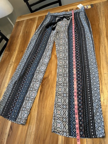 Womens Boho Wide Leg Pants NWT Size M Vacay Hippie Lightweight Tassel Beachy - Picture 4 of 11
