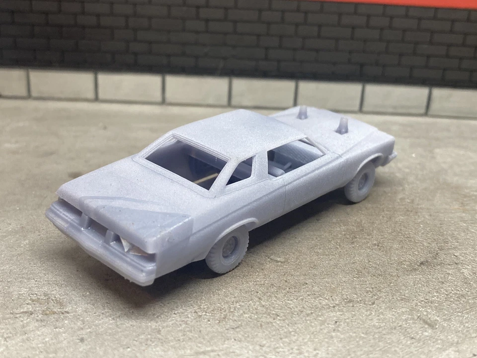 Coche de demostración Buick Demolition Derby 1975 impreso en 3D escala 1/64 para diorama fundido a presión Foto 3 de 4