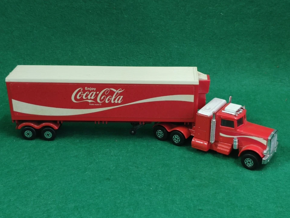 MATCHBOX SUPERKINGS K-31 K-17 PETERBILT COCA COLA CAMION RIMORCHIO TRUCK TIR '78 - Immagine 2 di 4