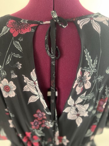BNWT Red Herring Black Floaty Floral Mesh Overlay, Angel Sleeves Dress Size 10 - Picture 9 of 13