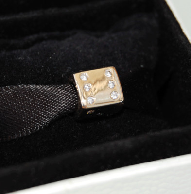 アクセサリー Pandora Diamond 14k Charm Genuine Pandora 14ct. Gold Charm - Dice with Diamonds