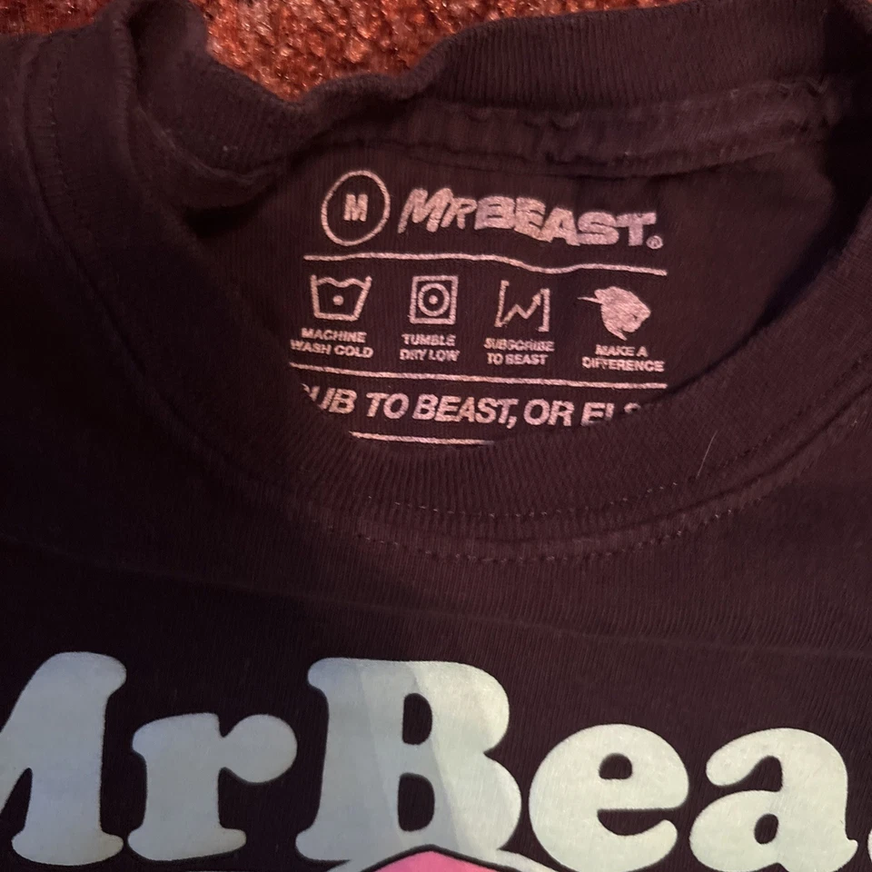 Camiseta de productor ejecutivo Mr Beast talla mediana negra y rosa Foto 2 de 4