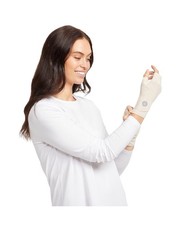 Solbari Unisex Hand Covers UPF 50+ | Soft, breathable hand covers made from n...