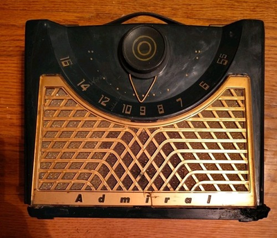 #ad VINTAGE ADMIRAL TUBE RADIO AM PORTABLE 1940s or 50s BAKELITE CASE Untested As Is $99.99