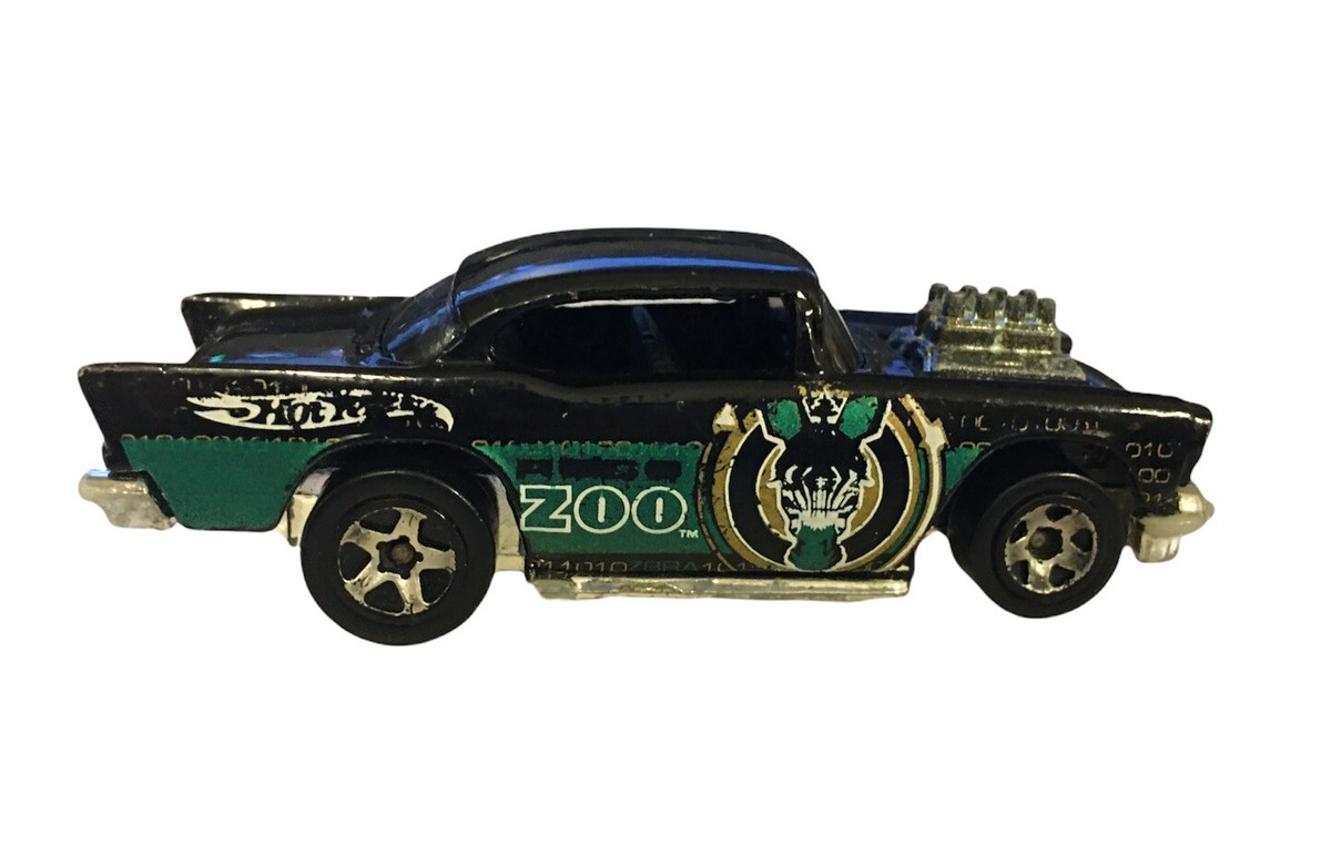 ⚡⚡⚡Vintage 1976 Hot Wheels '57 CHEVY ROBO ZOO - Black & Green