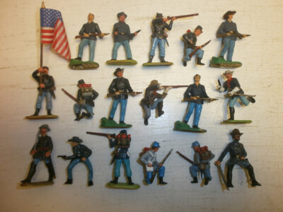 2. Convolute 17 Old Elastolin Plastic Figures Yankee Southerner To 1 5/8in