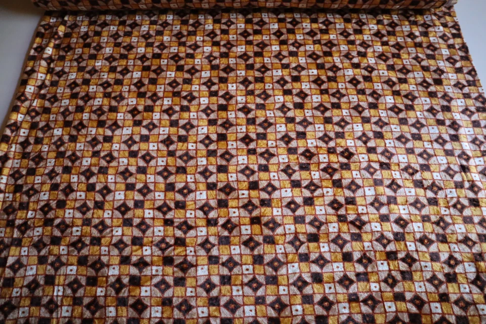 Pannesamt-Druck, Vierecke, mehrfarbig, Breite: ca. 140 cm, Mat: 100% PE - Bild 2 von 4