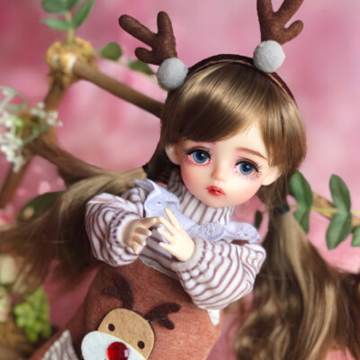 12 inch Height Cute Girl Doll Handpainted Makeup Removable Clothes Shoes Wig Toy