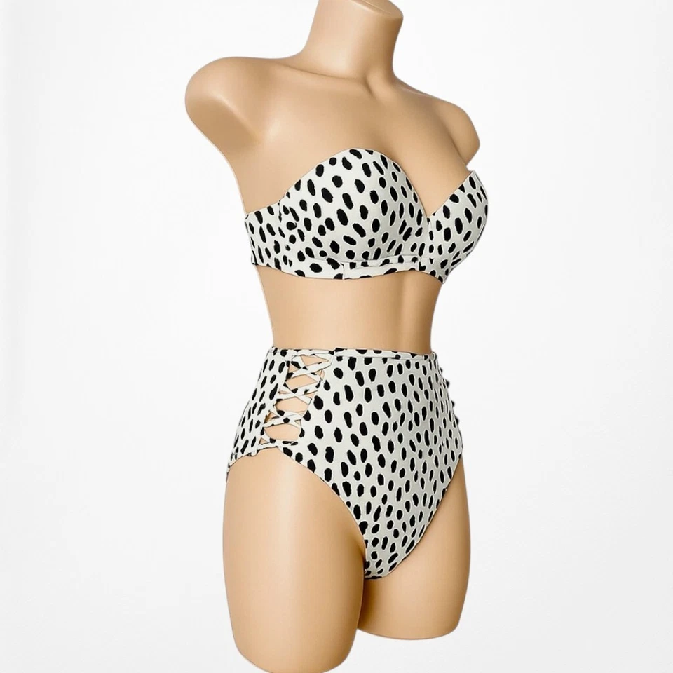 Traje de baño de dos piezas blanco negro a lunares cintura alta sin tirantes talla XS/S Foto 4 de 4