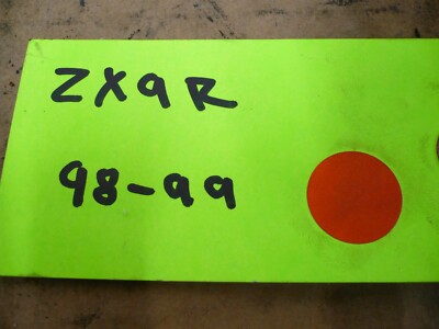 98 - 99 KAWASAKI NINJA ZX 9R 900 OEM CYLINDER HEAD VALVE COVER