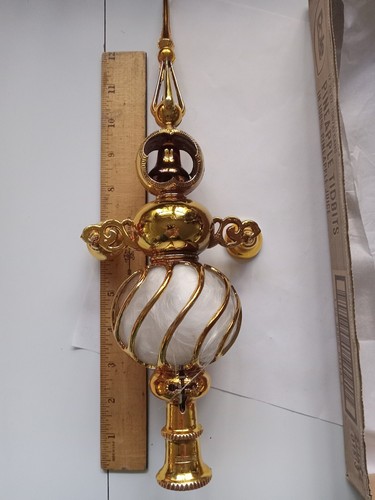 Vintage Plastic Christmas Ornaments & Tree Toppers - Picture 23 of 34