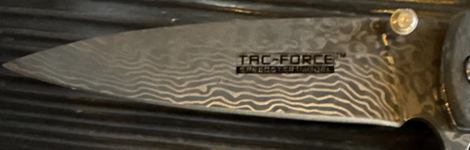 Cuchillo de Bolsillo Plegable Tac-Force Madera Pakka Damasco Foto 2 de 4