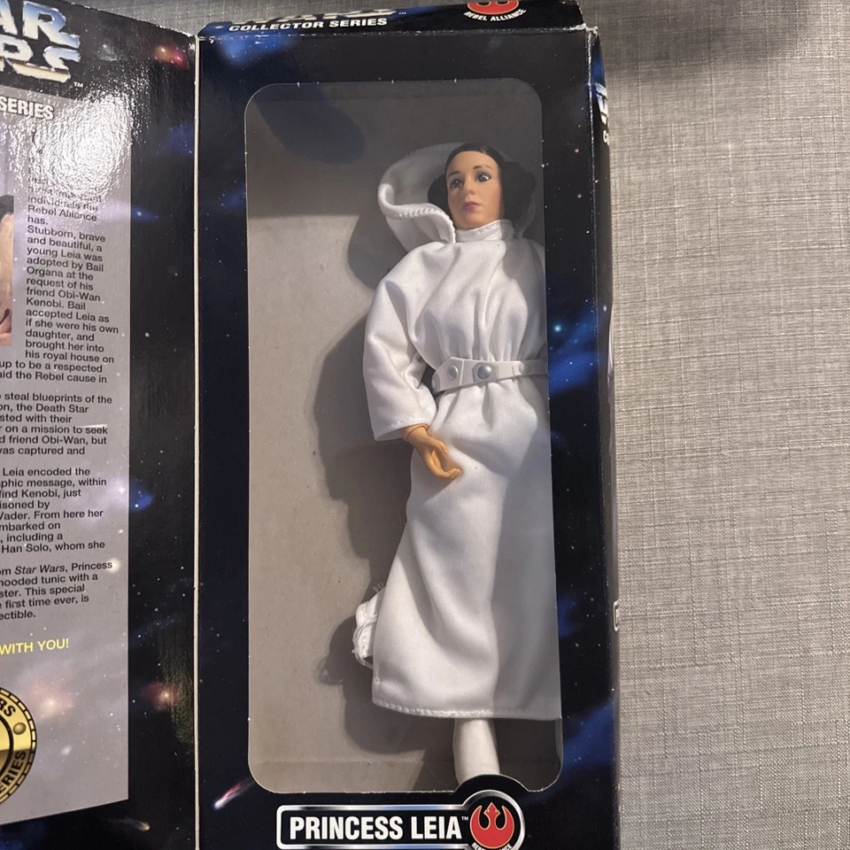 Kenner Star Wars Collector Series, Princesa Leia Foto 2 de 4