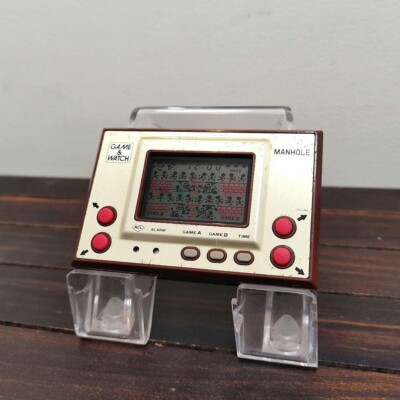 Nintendo GAME&WATCH(オリジナル版)マンホール NINTENDO GAME AND & WATCH Manhole 1981 Direct From Japan Very Rare